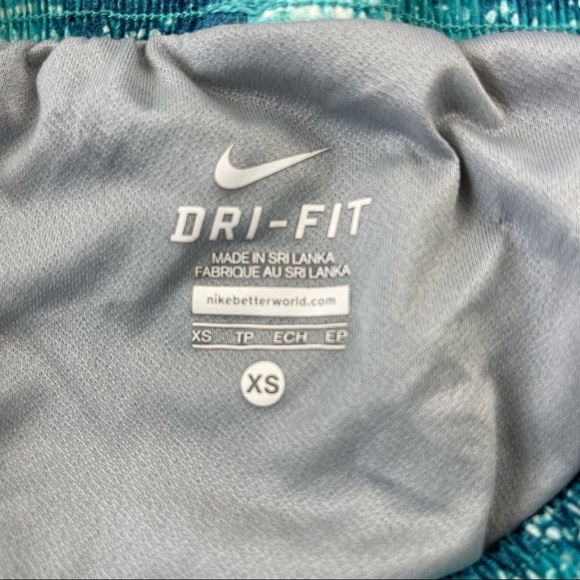 Nike Woman’s Dri-Fit Running shorts size XS Teal color - Picture 3 of 10